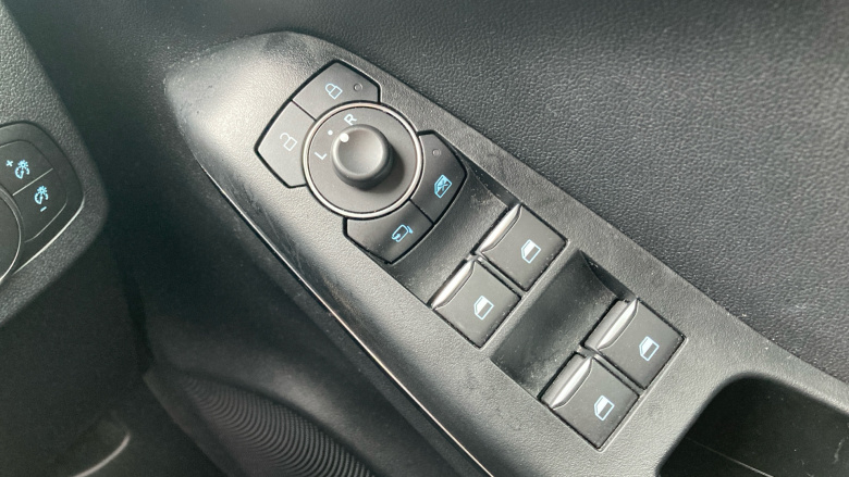 Ford Puma 1.0 EcoBoost Hybrid mHEV 155 ST-Line 5dr Petrol Hatchback